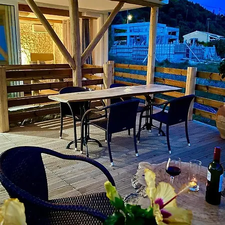 Hamre Apartments Agios Georgios Pagon Esterno foto