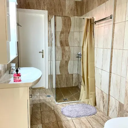Hamre Apartments Agios Georgios Pagon Esterno foto