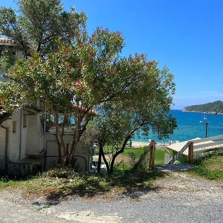 Hamre Apartments Agios Georgios Pagon Esterno foto