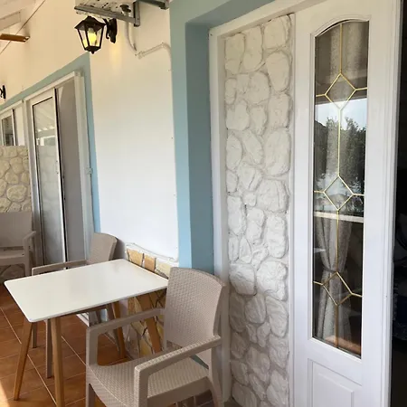 Hamre Apartments Agios Georgios Pagon Esterno foto